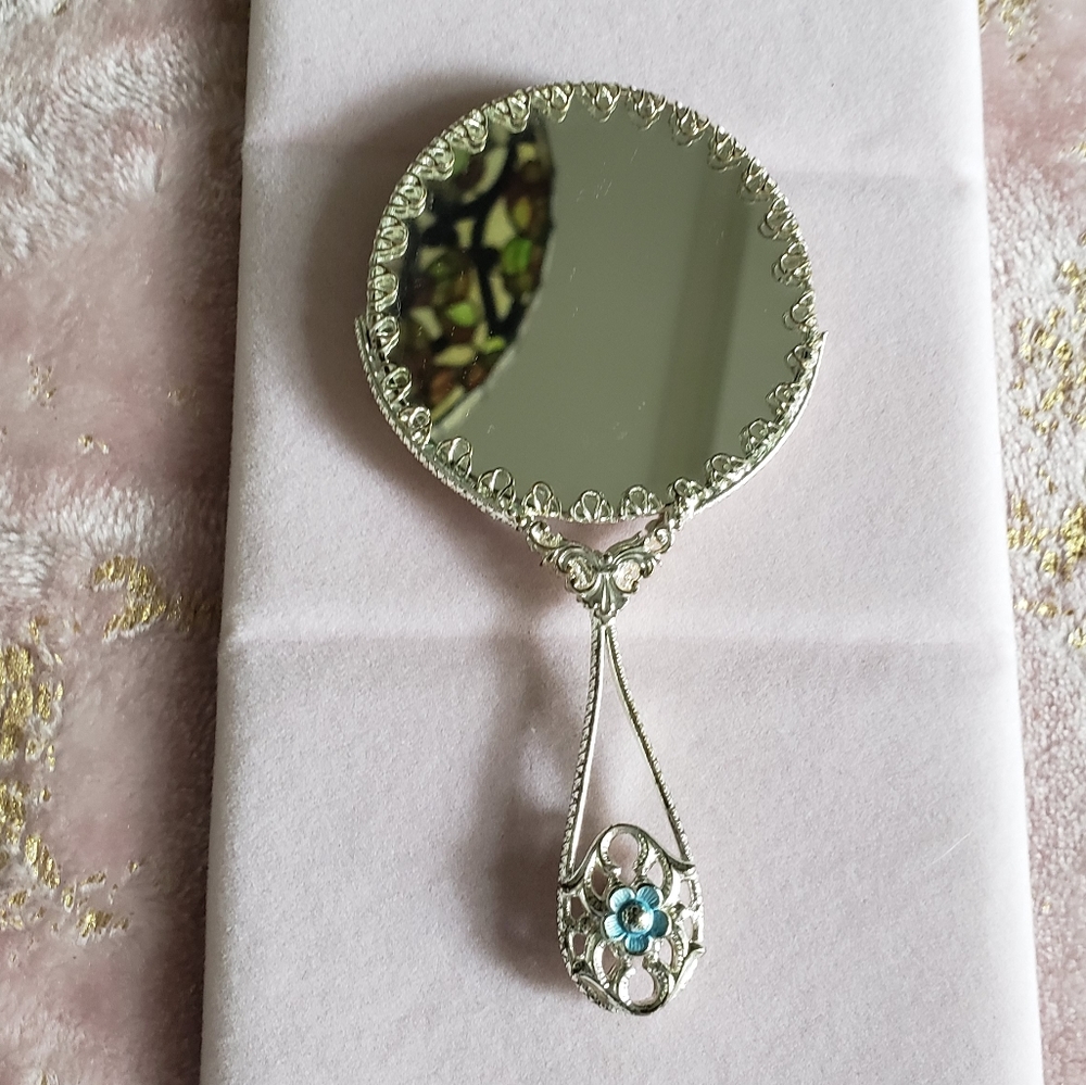 VTG MIRROR | Small Butterfly Hand Mirror - Picture 10 of 15